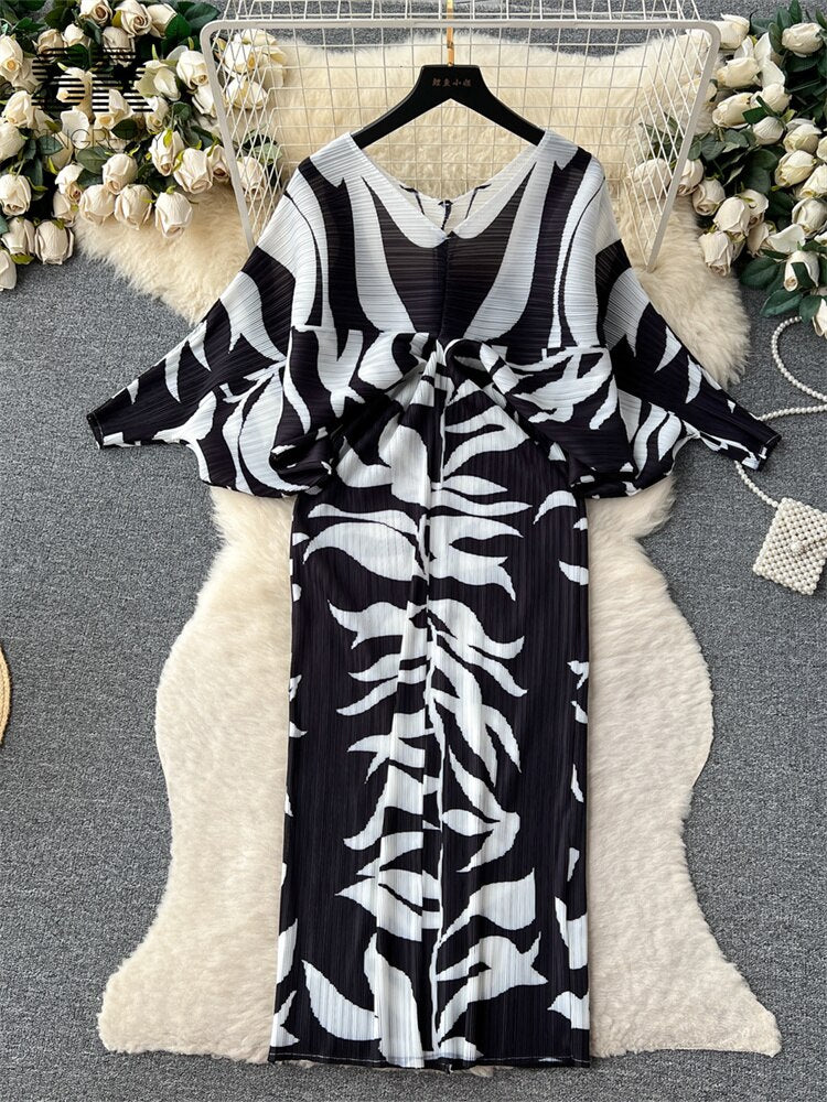 V Neck Lantern Sleeve Elastic Waist Pleated Dress