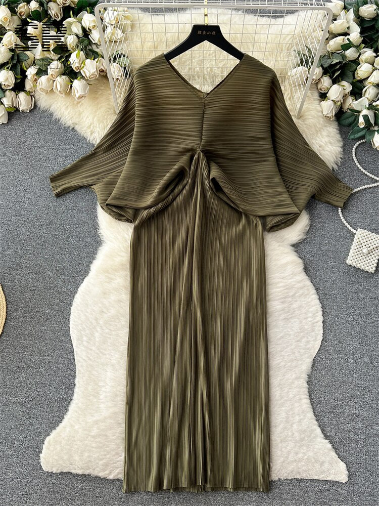 V Neck Lantern Sleeve Elastic Waist Pleated Dress