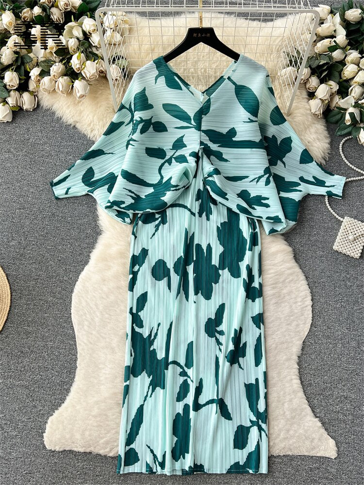 V Neck Lantern Sleeve Elastic Waist Pleated Dress