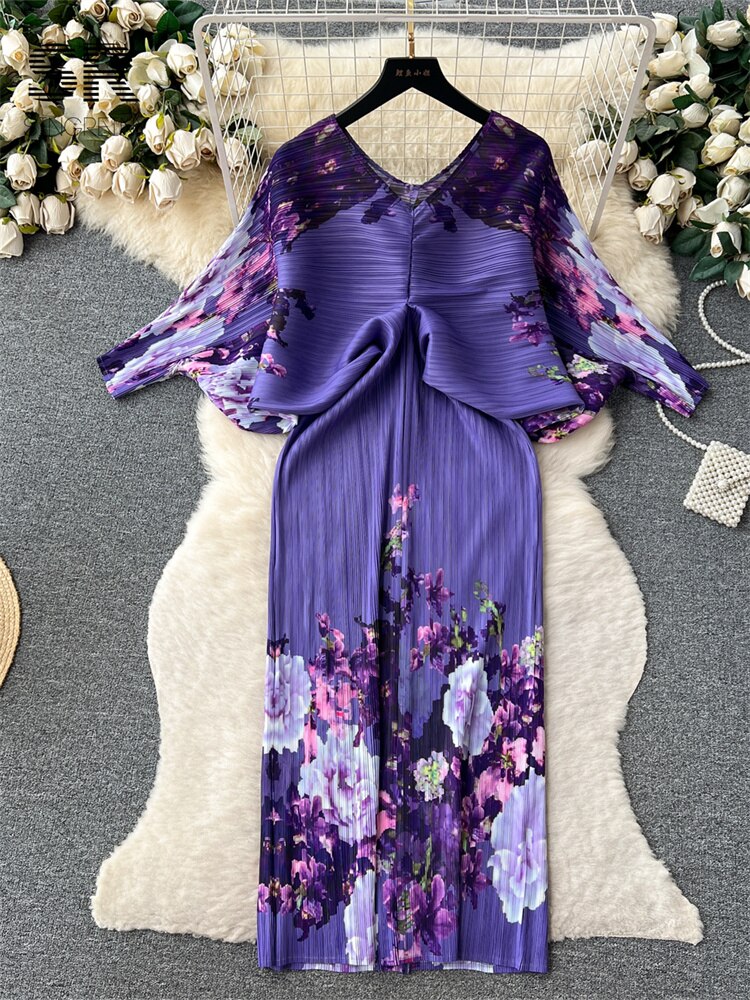 V Neck Lantern Sleeve Elastic Waist Pleated Dress