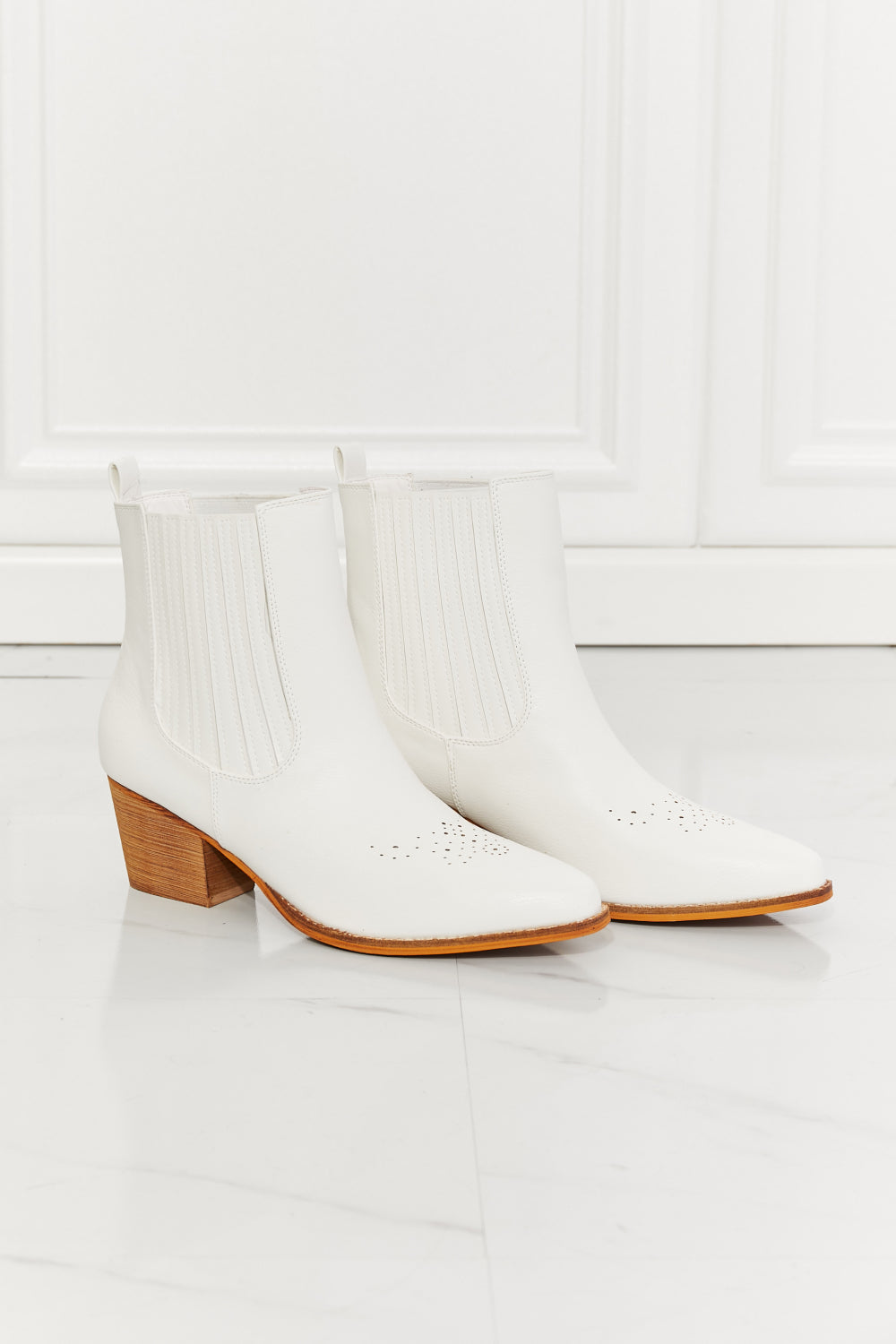 MMShoes Love the Journey Stacked Heel Chelsea Boot in White